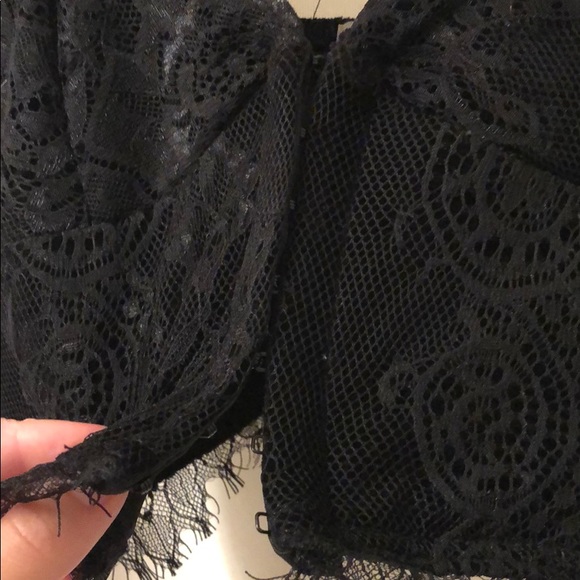 LF Black Lace Bralette - Picture 3 of 7